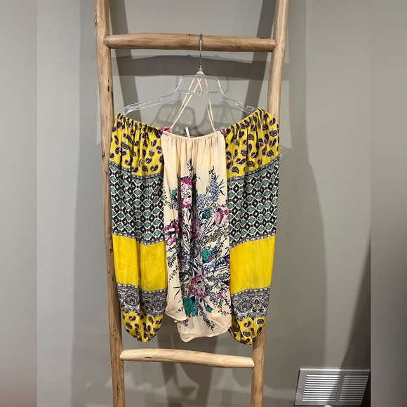 Free people - Picture 2 of 4